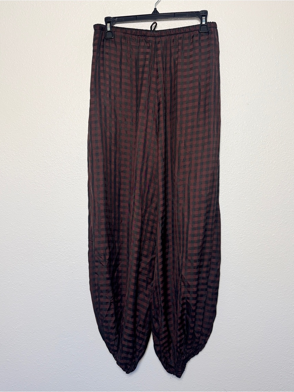ZARA ZW Collection NWT Gingham Balloon Bloomer Pants XS Burgunday Black Check - Picture 3 of 4